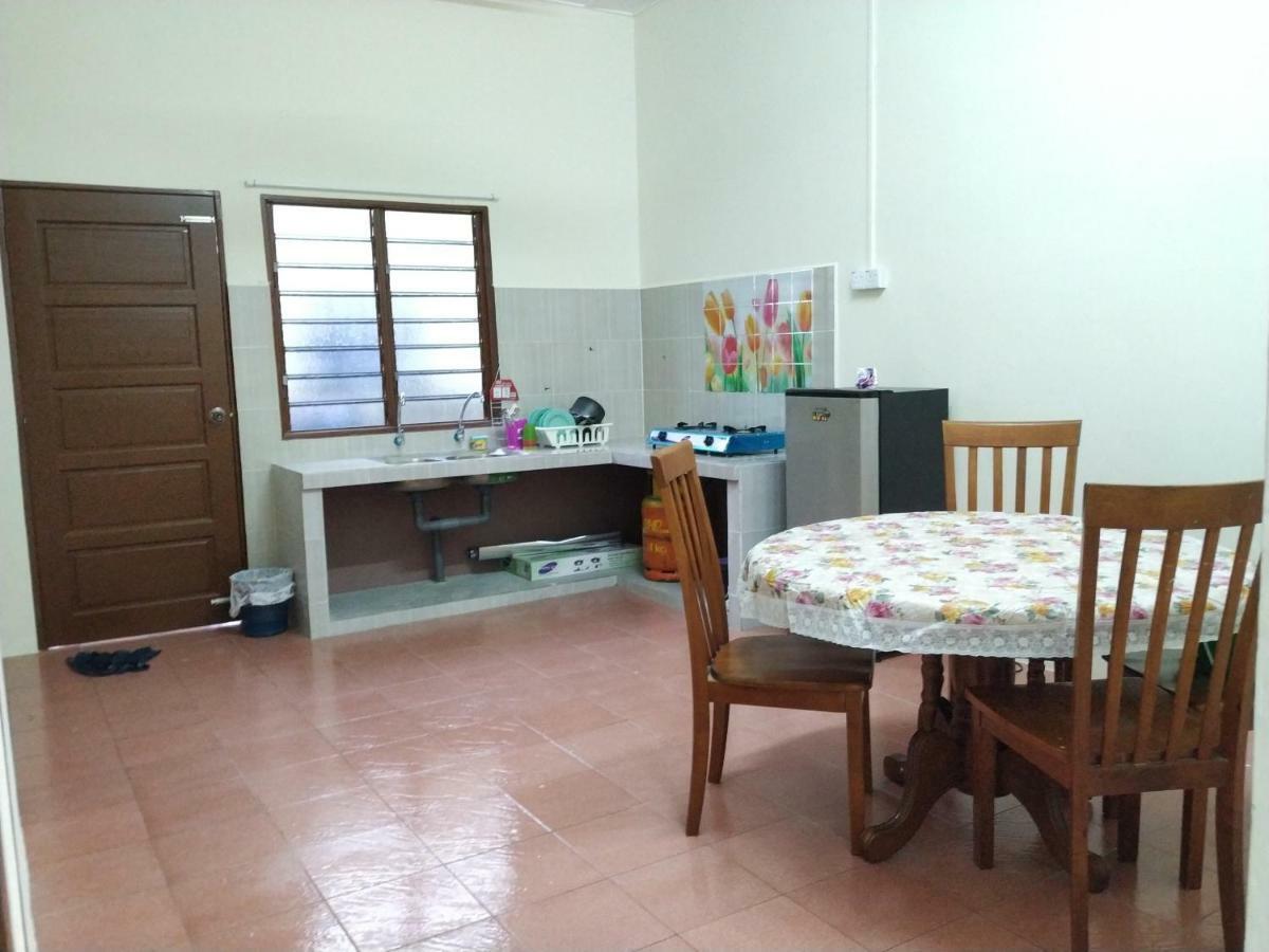Homestay Ibu Pekan Luaran gambar